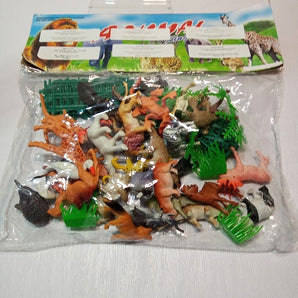 BESTZY 53 Animal Toys A Variety Of Mini Plastic Animal - Toy Sets Zoo Animal Set