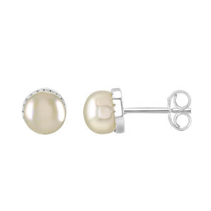 Plain Pearl Silver Stud Earrings www.urbanpizazz.co.uk